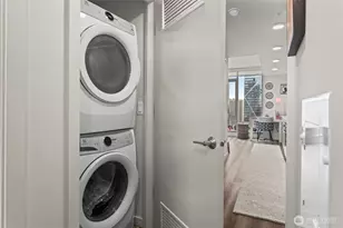 800 Columbia St, Seattle, WA 98104 - Photo 14