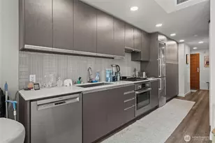 800 Columbia St, Seattle, WA 98104 - Photo 6