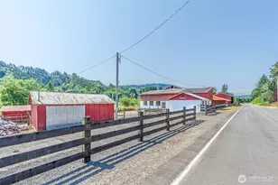 628 E Valley Rd, Skamokawa, WA 98647 - Photo 6