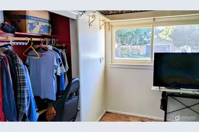1701 51st Street NE, Tacoma, WA 98422 - Photo 24