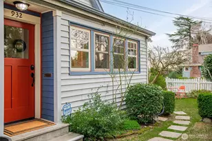 932 N 70th St, Seattle, WA 98103 - Photo 32