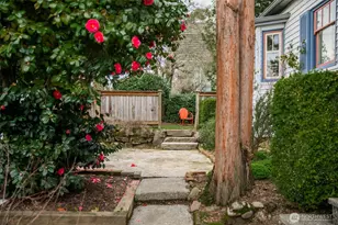 932 N 70th St, Seattle, WA 98103 - Photo 28