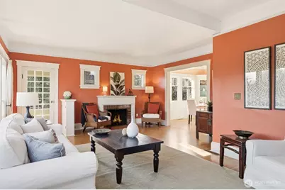 932 N 70th Street, Seattle, WA 98103 - Photo 14