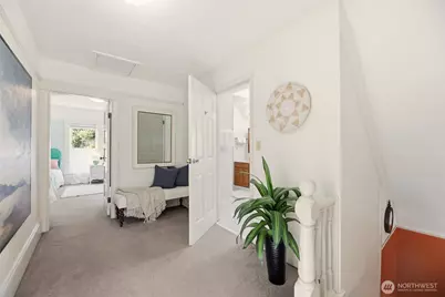 932 N 70th Street, Seattle, WA 98103 - Photo 18