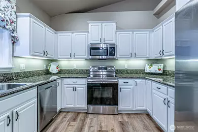 1108 180th Street E, Spanaway, WA 98387 - Photo 6