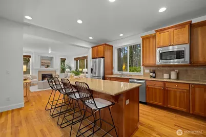 1717 100th Avenue NE, Bellevue, WA 98004 - Photo 16