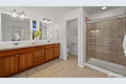 1717 100th Avenue NE, Bellevue, WA 98004 - Photo 26