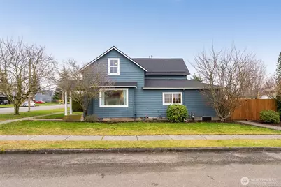 919 Liberty Street, Lynden, WA 98264 - Photo 2