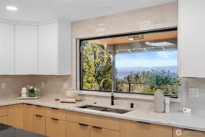 5019 157th Ave SE, Bellevue, WA 98006 - Photo 10