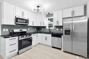 8257 Salish Ln, Blaine, WA 98230 - Photo 10