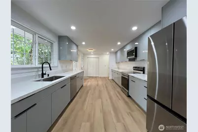 6716 Mt Tacoma Drive SW, Lakewood, WA 98499 - Photo 12