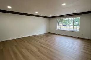 6716 Mt Tacoma Dr SW, Lakewood, WA 98499 - Photo 4