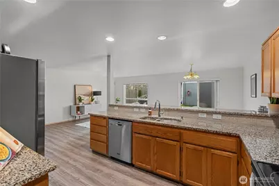 10910 13th Avenue E #14, Tacoma, WA 98445 - Photo 12