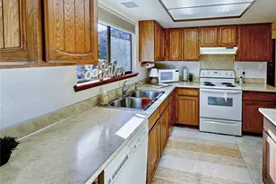 916 Cathy Ct SE, Tumwater, WA 98501 - Photo 10