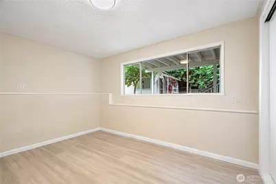 16515 N Linden Ave N, Shoreline, WA 98133 - Photo 18