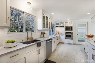 11715 12th Ave NW, Seattle, WA 98177 - Photo 10