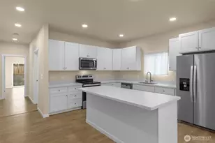 942 S M St, Tacoma, WA 98405 - Photo 12