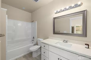 942 S M St, Tacoma, WA 98405 - Photo 16