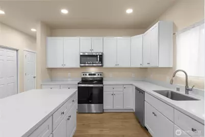 942 S M Street, Tacoma, WA 98405 - Photo 8