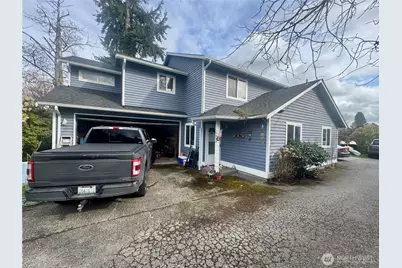 630 90th Street SW #A/B, Everett, WA 98204 - Photo 2