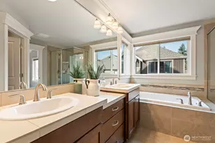 2170 NW Stoney Creek Dr, Issaquah, WA 98027 - Photo 34