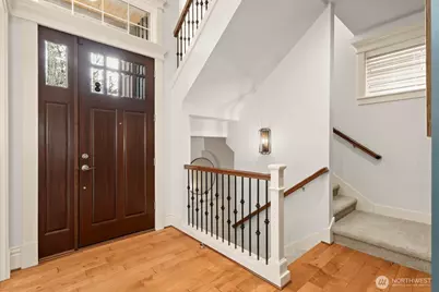 2170 NW Stoney Creek Drive, Issaquah, WA 98027 - Photo 6