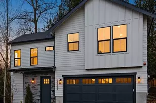 12105 NE 105th St, Kirkland, WA 98033 - Photo 1