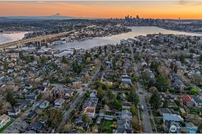 2509 N 42nd Street, Seattle, WA 98103 - Photo 24