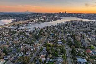 2509 N 42nd St, Seattle, WA 98103 - Photo 24