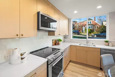 2509 N 42nd Street, Seattle, WA 98103 - Photo 8