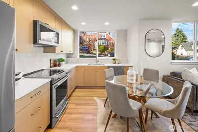 2509 N 42nd Street, Seattle, WA 98103 - Photo 6