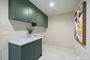 4136 Eastern Ave N, Seattle, WA 98103 - Photo 30