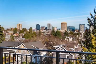 4136 Eastern Avenue N, Seattle, WA 98103 - Photo 36