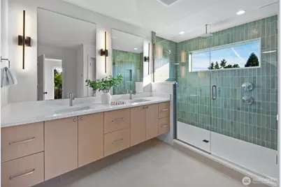 4136 Eastern Avenue N, Seattle, WA 98103 - Photo 20