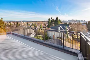 4136 Eastern Ave N, Seattle, WA 98103 - Photo 2