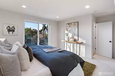 4136 Eastern Avenue N, Seattle, WA 98103 - Photo 18