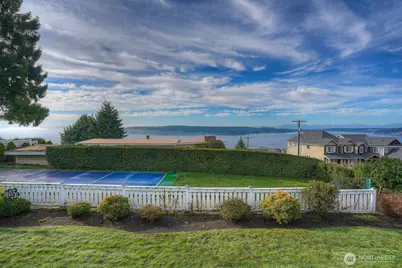 3310 Tahoma Place W, University Place, WA 98466 - Photo 4