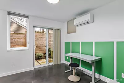 4307 B Francis Avenue N, Seattle, WA 98103 - Photo 26