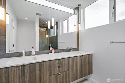 4307 Francis Avenue N #B, Seattle, WA 98103 - Photo 18