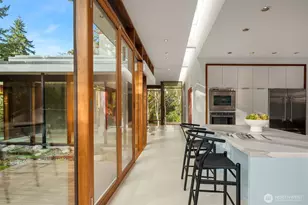 2606 E Garfield St, Seattle, WA 98112 - Photo 8