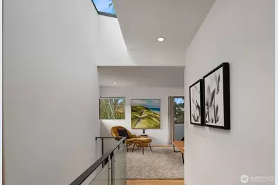 2606 E Garfield Street, Seattle, WA 98112 - Photo 16