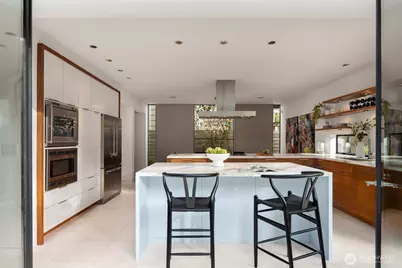 2606 E Garfield Street, Seattle, WA 98112 - Photo 10