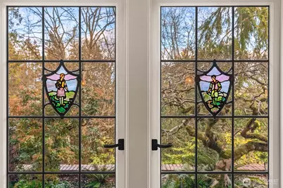 300 Maiden Lane E, Seattle, WA 98112 - Photo 10