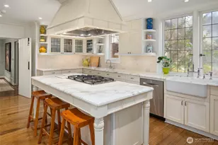 300 Maiden Ln E, Seattle, WA 98112 - Photo 18