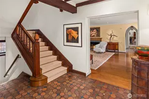 300 Maiden Ln E, Seattle, WA 98112 - Photo 8