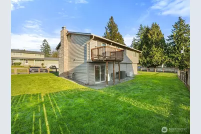 349 Anacortes Avenue SE, Renton, WA 98059 - Photo 36