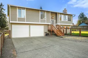 349 Anacortes Ave SE, Renton, WA 98059 - Photo 2