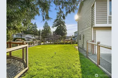 349 Anacortes Avenue SE, Renton, WA 98059 - Photo 34