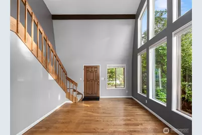 1504 NE 107th Street, Seattle, WA 98125 - Photo 8