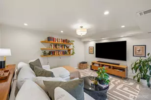 904 N 36th St, Renton, WA 98056 - Photo 24